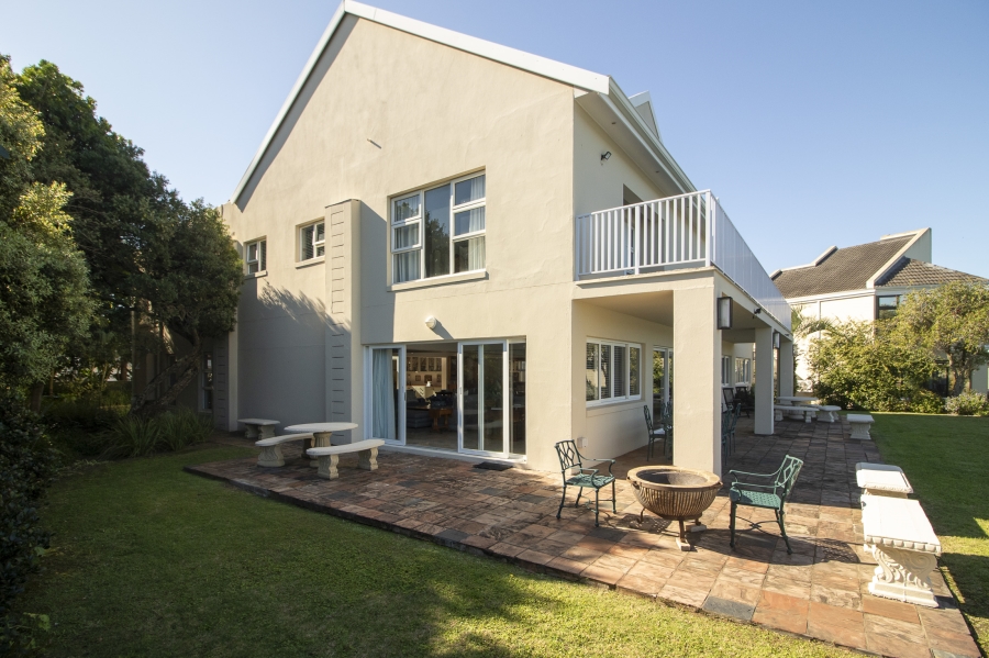 6 Bedroom Property for Sale in Royal Alfred Marina Eastern Cape